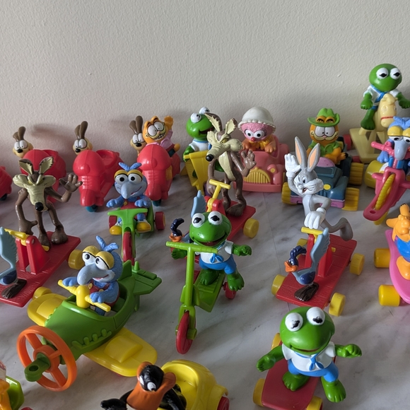 Vintage Muppet Toy Set - Picture 2 of 15